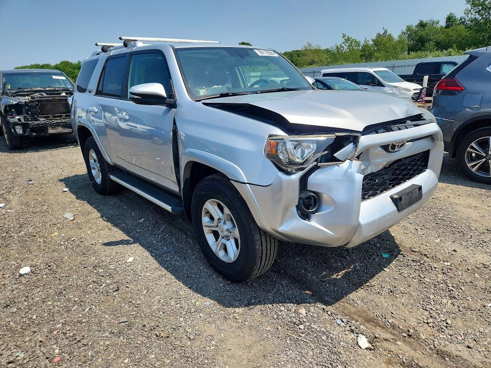 Photo 4 from auction – 2016 TOYOTA 4RUNNER with VIN JTEBU5JR3G5356166
