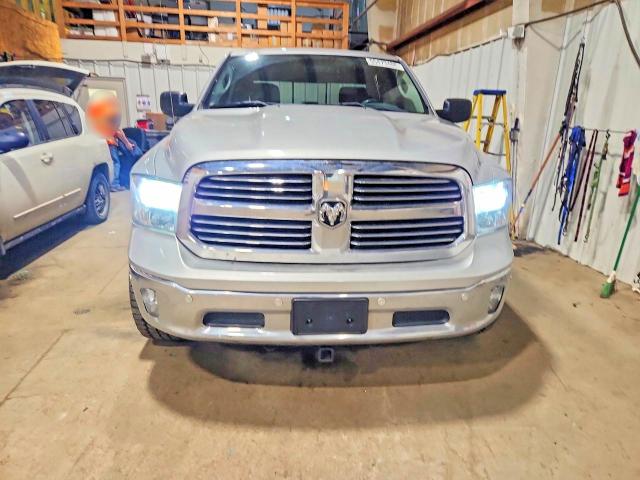 Photo 5 from auction – 2017 RAM 1500 with VIN 1C6RR7LTXHS700563
