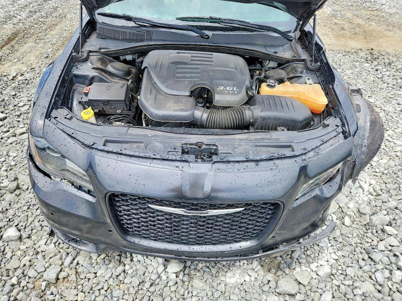 Photo 11 from auction – 2017 CHRYSLER 300 with VIN 2C3CCABG9HH663129