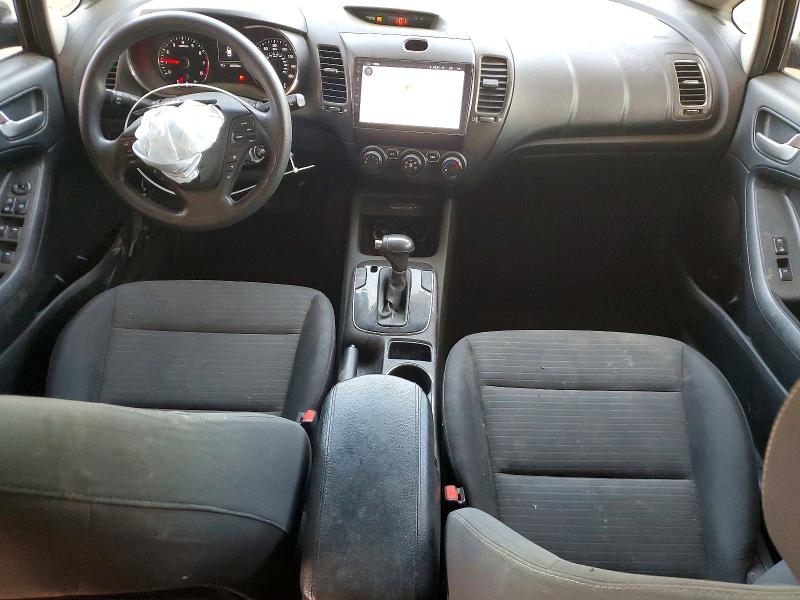 Photo 8 from auction – 2017 KIA FORTE with VIN 3KPFL4A78HE059420