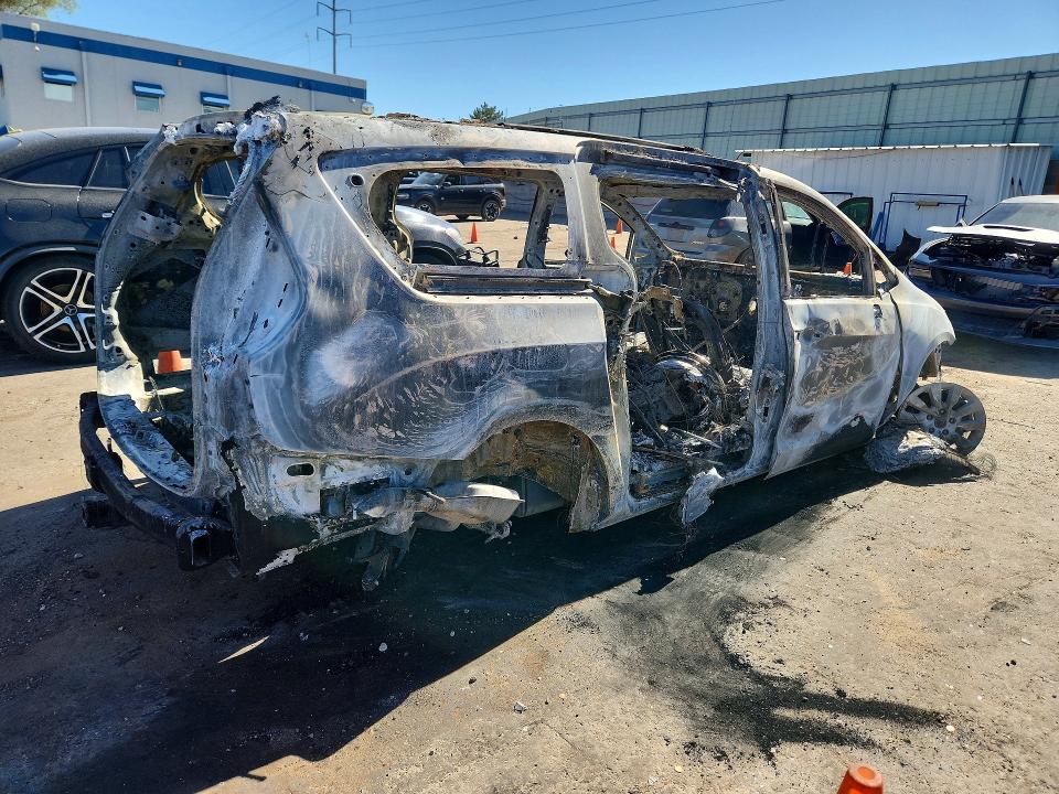 Photo 3 from auction – 2020 CHRYSLER PACIFICA with VIN 2C4RC1EGXLR108713