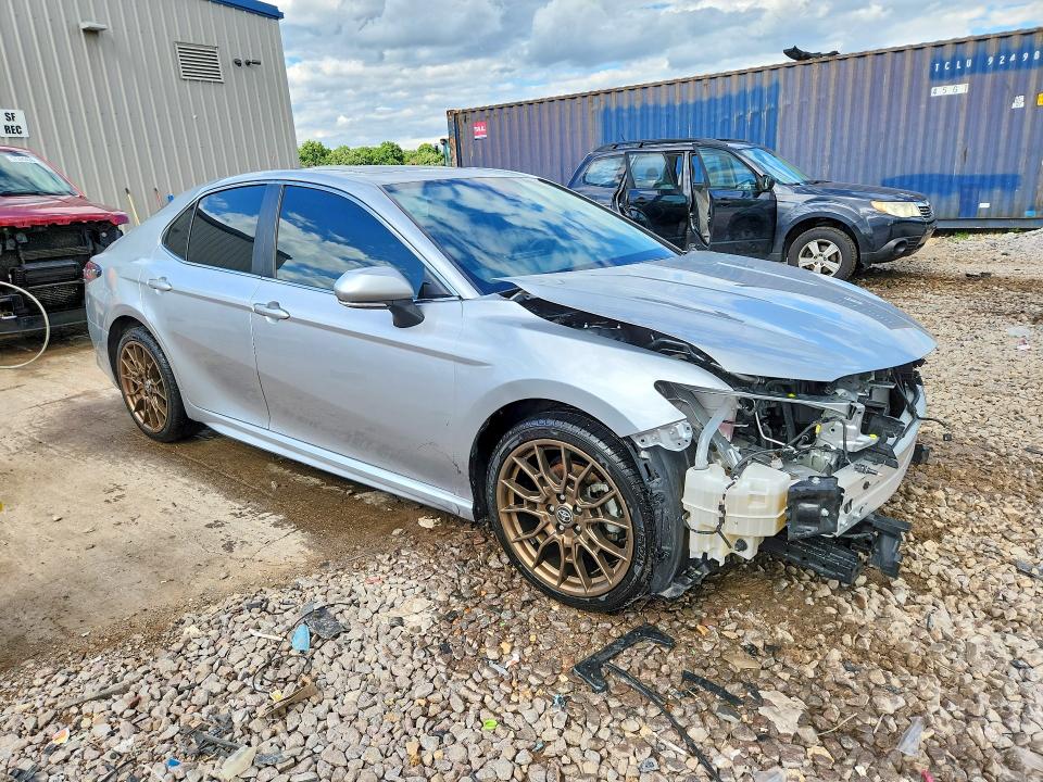 Снимка 4 от търг – 2023 TOYOTA CAMRY с VIN 4T1T11AK7PU753300