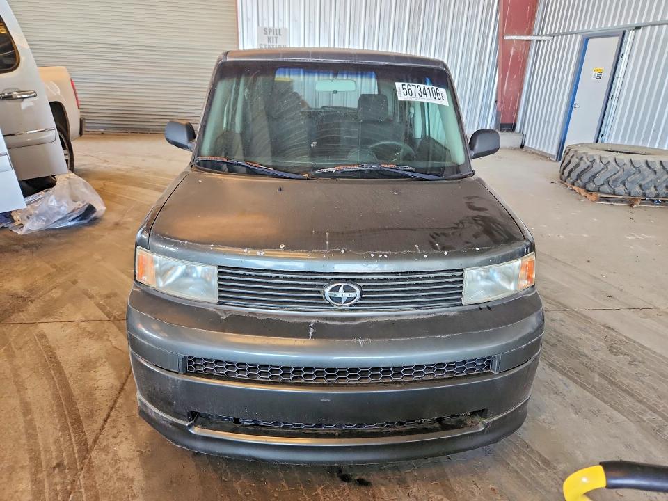 Снимка 5 от търг – 2006 TOYOTA SCION с VIN JTLKT334X64052001