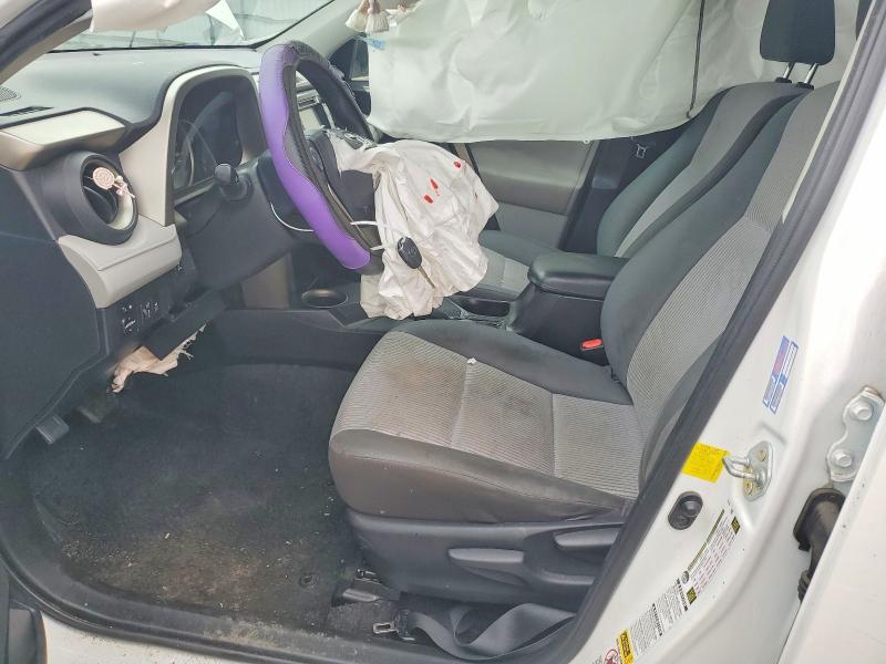 Photo 7 from auction – 2013 TOYOTA RAV4 with VIN 2T3BFREV6DW028211