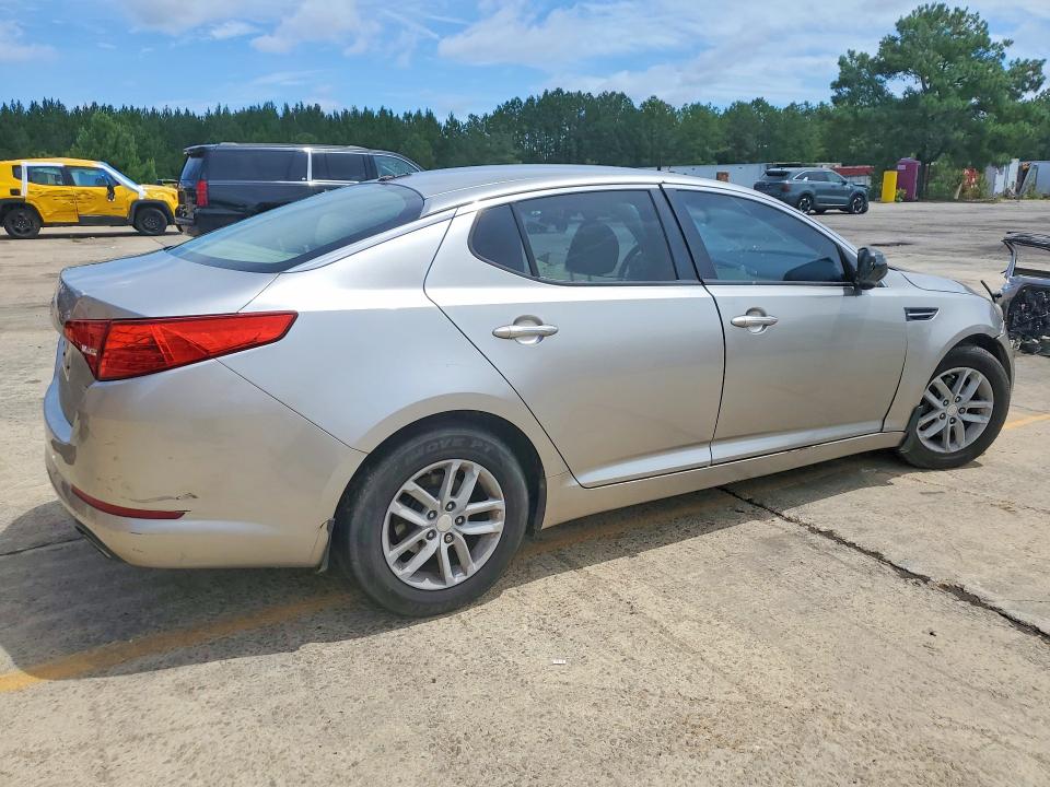 Photo 3 from auction – 2012 KIA OPTIMA with VIN KNAGM4A71C5276715