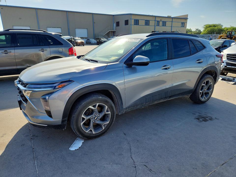 Photo 1 from auction – 2025 CHEVROLET TRAX with VIN KL77LHEP1SC092907