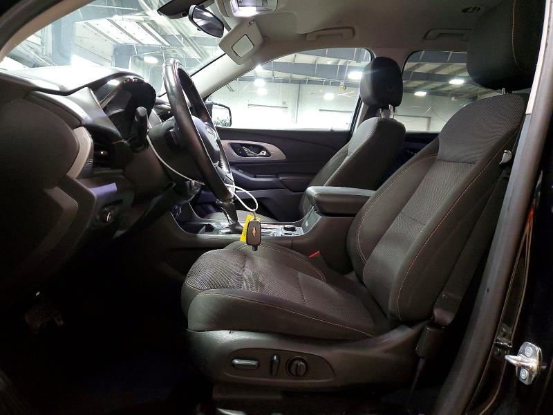 Photo 7 from auction – 2018 CHEVROLET TRAVERSE with VIN 1GNEVGKW3JJ257545