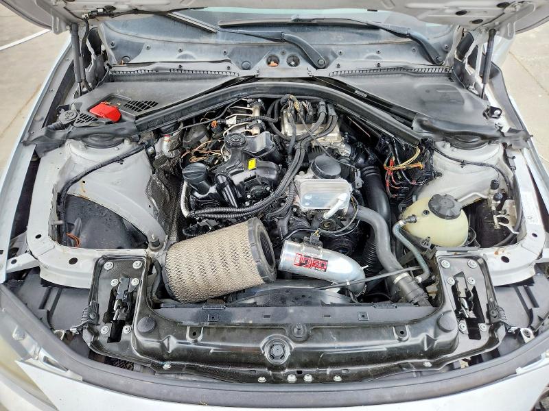 Фото 11 с аукциона – 2013 BMW 320 с VIN WBA3B1C58DF461841