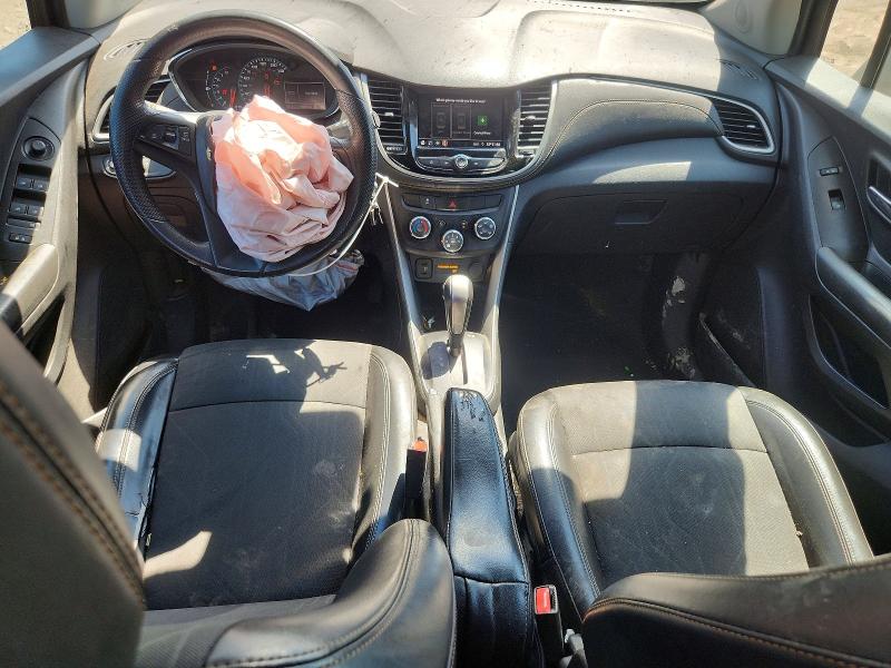 Photo 8 from auction – 2021 CHEVROLET TRAX with VIN KL7CJPSB3MB343619
