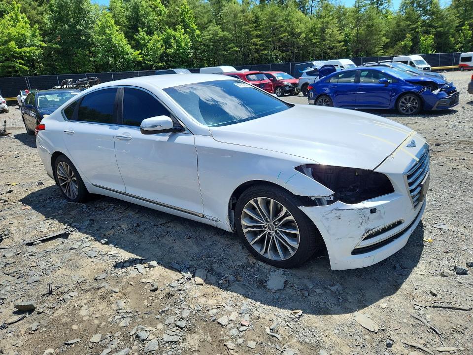 Photo 4 from auction – 2016 HYUNDAI GENESIS with VIN KMHGN4JE3GU120553
