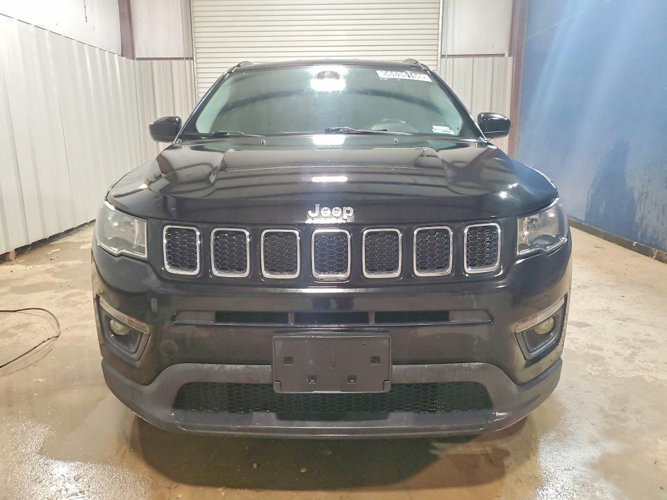 Photo 5 from auction – 2018 JEEP COMPASS with VIN 3C4NJCBB1JT102706