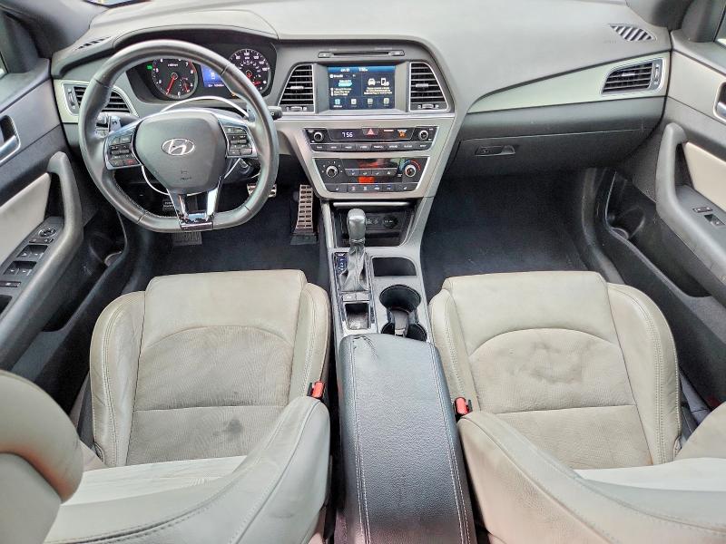 Photo 8 from auction – 2017 HYUNDAI SONATA with VIN 5NPE34AB8HH558178