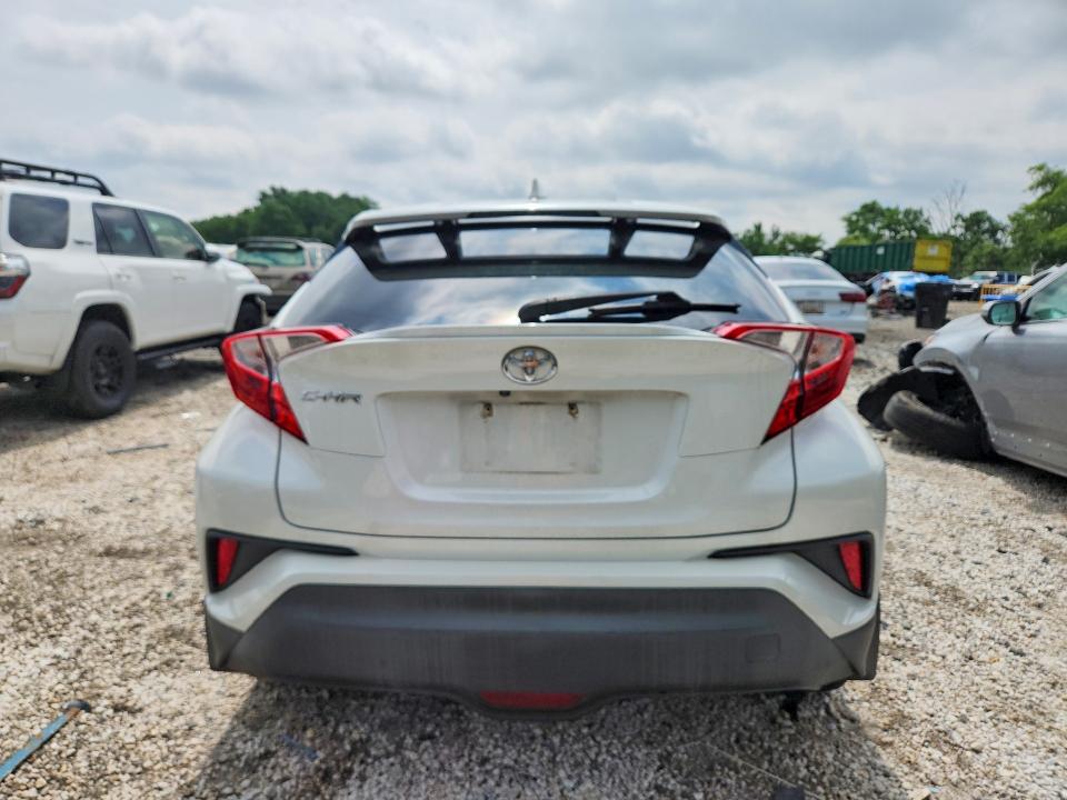 Photo 6 from auction – 2018 TOYOTA C-HR with VIN NMTKHMBX5JR033561