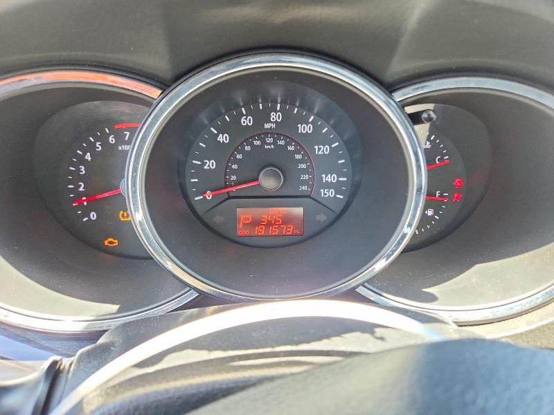 Photo 9 from auction – 2013 KIA SORENTO with VIN 5XYKT3A6XDG416366