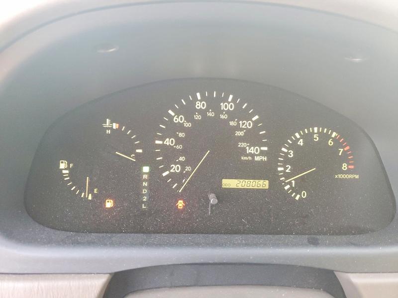 Photo 9 from auction – 2001 LEXUS RX with VIN JTJHF10U510227225