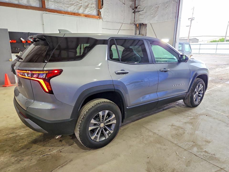 Photo 3 from auction – 2026 CHEVROLET EQUINOX with VIN 3GNAXPEG2TL450441