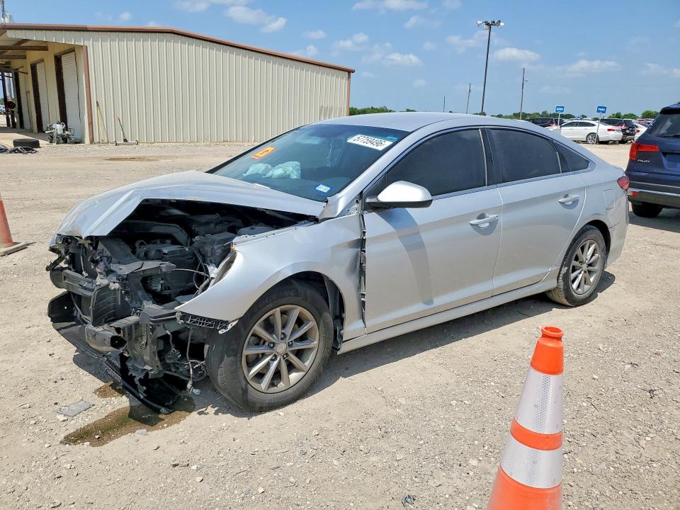 HYUNDAI SONATA 2018 with VIN 5NPE24AA6JH711074 - Photo from auction