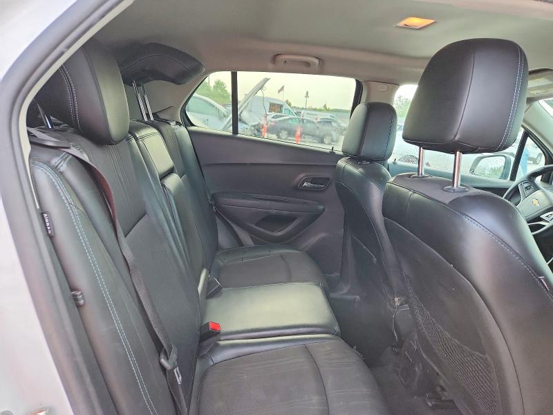 Photo 11 from auction – 2016 CHEVROLET TRAX with VIN 3GNCJPSB0GL225444