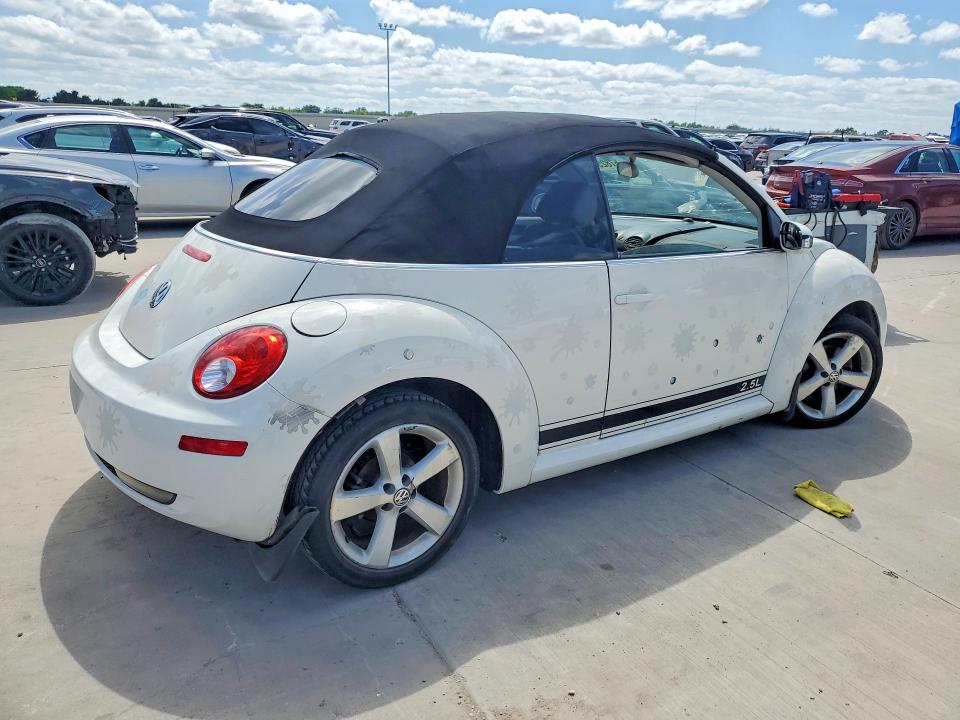 Photo 3 from auction – 2007 VOLKSWAGEN NEW BEETLE with VIN 3VWFF31Y17M420854