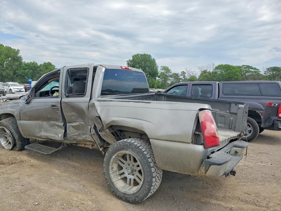 Photo 2 from auction – 2006 CHEVROLET SILVERADO with VIN 1GCEC19T46Z208547