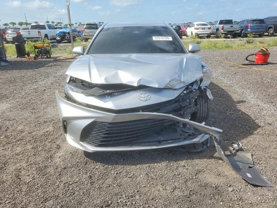 Photo 5 from auction – 2025 TOYOTA CAMRY with VIN 4T1DAACK5SU600277