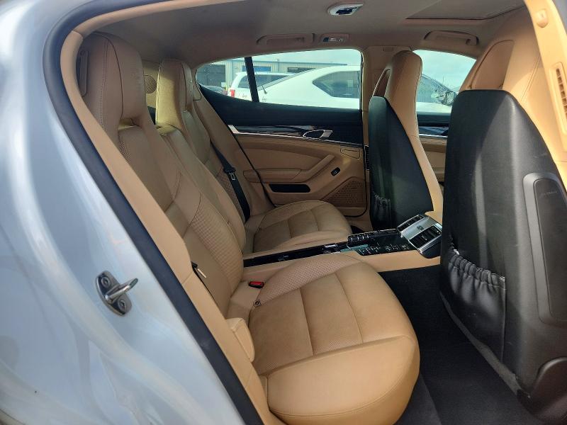 Photo 10 from auction – 2016 PORSCHE PANAMERA with VIN WP0AA2A72GL008036