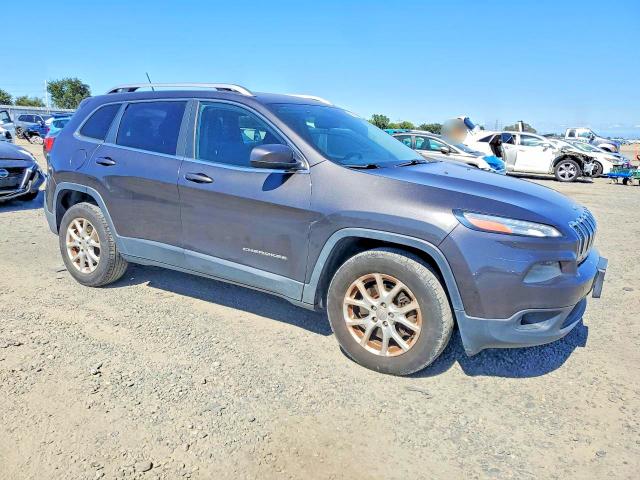 Photo 4 from auction – 2014 JEEP CHEROKEE with VIN 1C4PJMCS2EW297017