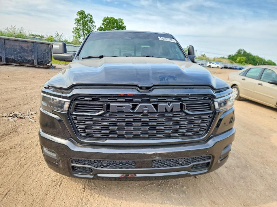 Фото 5 с аукциона – 2026 RAM 1500 с VIN 1C6SRFFT9TN266215