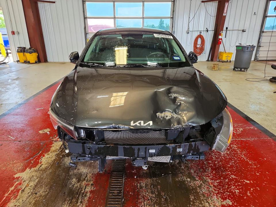 Photo 5 from auction – 2025 KIA K4 with VIN 3KPFT4DE6SE109037