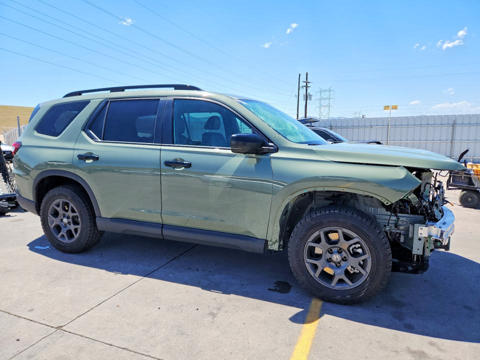 Photo 4 from auction – 2026 HONDA PILOT with VIN 5FNYG1H64TB019346