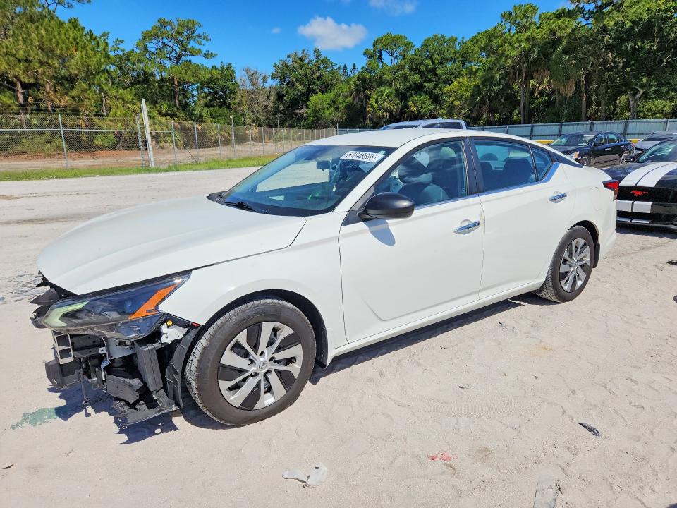 NISSAN ALTIMA 4 D 2024 with VIN 1N4BL4BV4RN354416 - Photo from auction