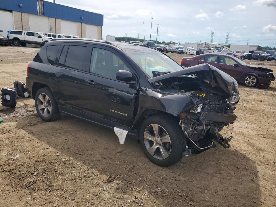 Фото 4 с аукциона – 2016 JEEP COMPASS с VIN 1C4NJCEA2GD792676
