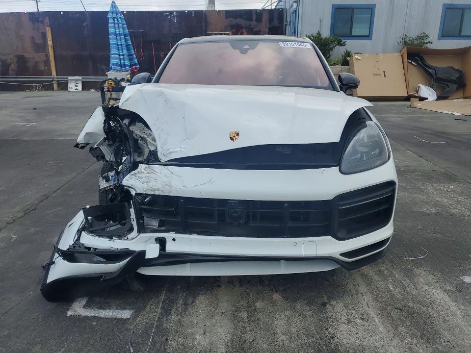 Photo 5 from auction – 2023 PORSCHE CAYENNE with VIN WP1BK2AY3PDA39038