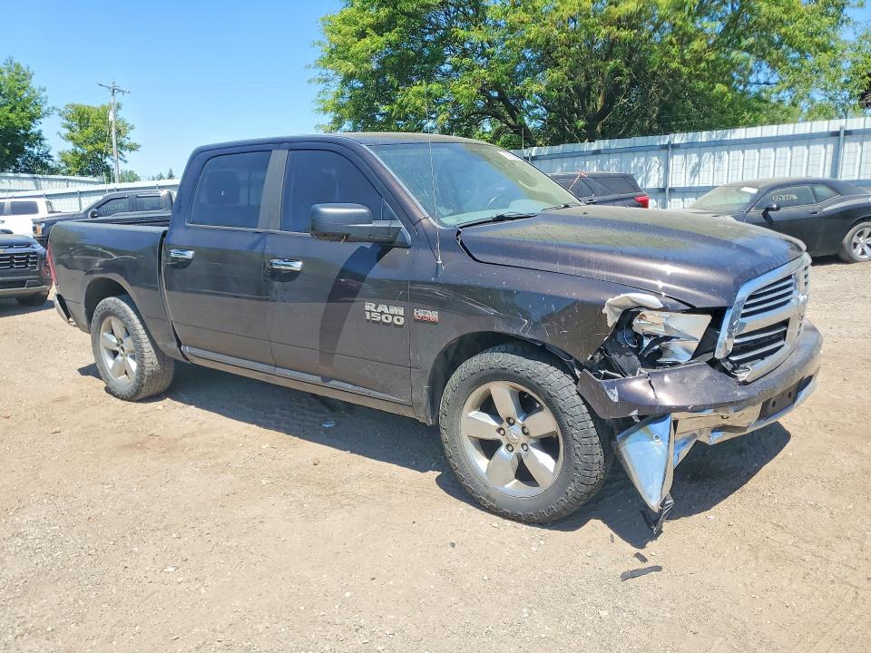 Photo 4 from auction – 2017 RAM 1500 with VIN 1C6RR6LT6HS524010