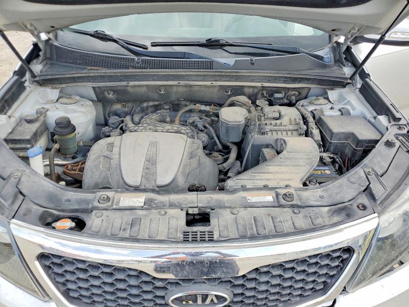 Photo 12 from auction – 2012 KIA SORENTO with VIN 5XYKTDA28CG296682
