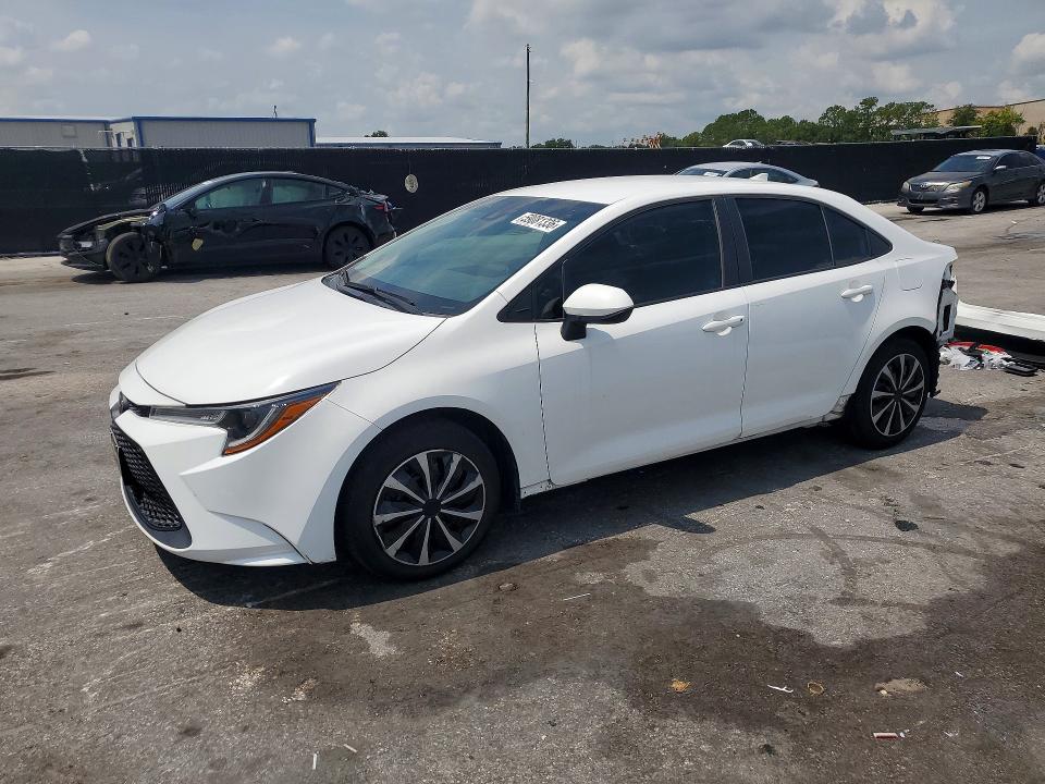TOYOTA COROLLA 2021 with VIN 5YFEPMAE1MP221976 - Photo from auction