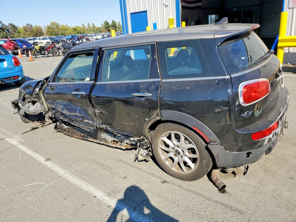 Photo 2 from auction – 2017 MINI COOPER with VIN WMWLU1C56H2F27474