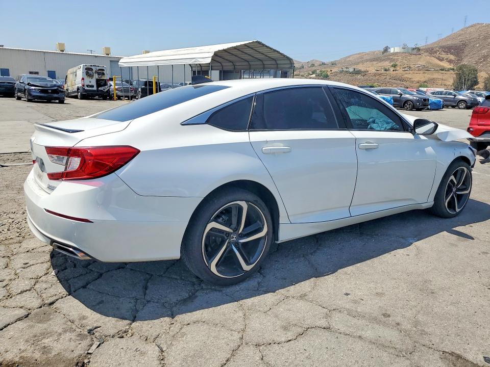 Photo 3 from auction – 2022 HONDA ACCORD with VIN 1HGCV1F49NA014271