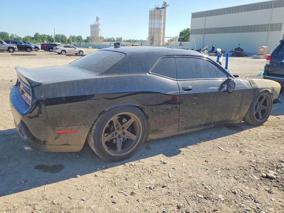 Photo 3 from auction – 2016 DODGE CHALLENGER with VIN 2C3CDZFJ6GH137430