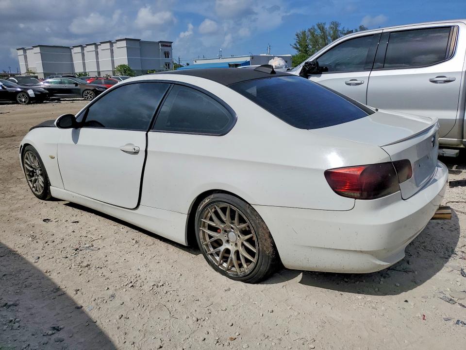 Photo 2 from auction – 2009 BMW 335 with VIN WBAWB73529P044622