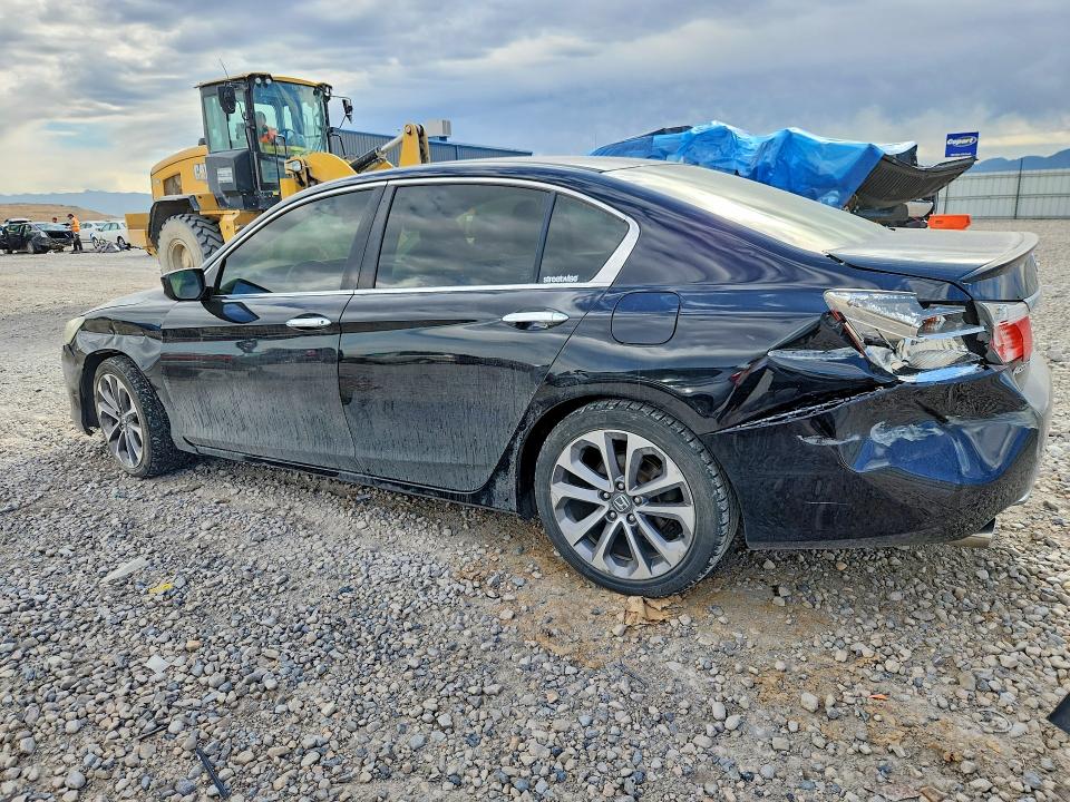 Photo 2 from auction – 2014 HONDA ACCORD with VIN 1HGCR2F56EA198250