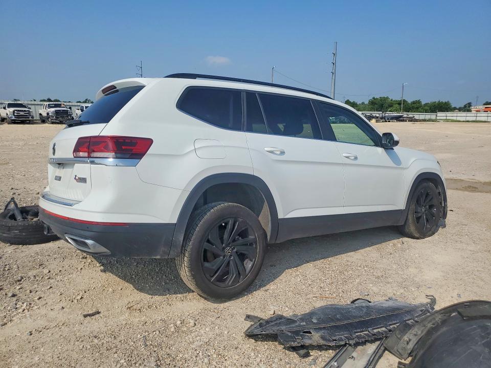 Photo 3 from auction – 2023 VOLKSWAGEN ATLAS with VIN 1V2JR2CA7PC533304