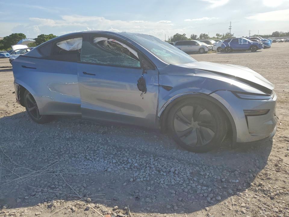 Photo 4 from auction – 2026 TESLA MODEL Y with VIN 7SAYGDED1TA704277