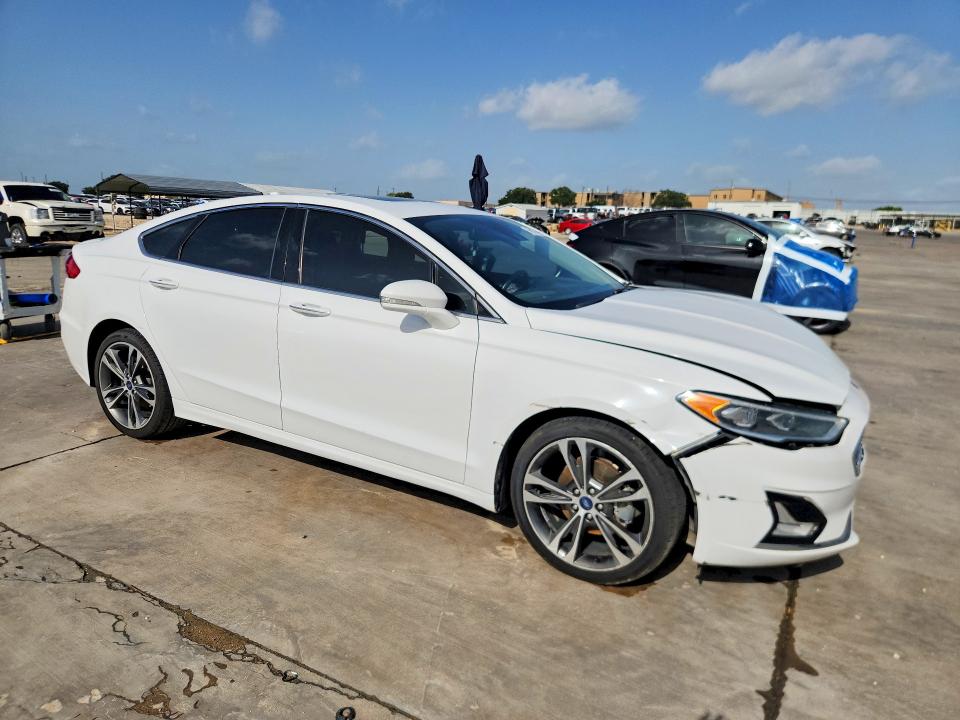 Photo 4 from auction – 2019 FORD FUSION with VIN 3FA6P0D93KR117708