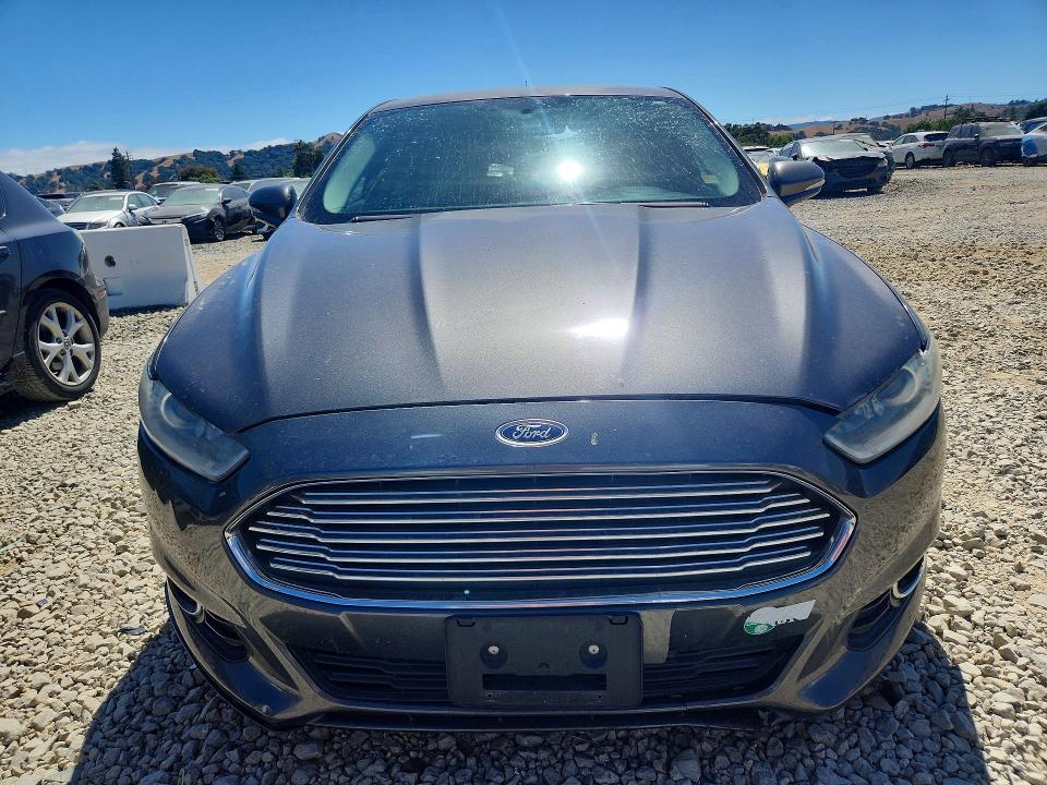 Photo 5 from auction – 2016 FORD FUSION with VIN 3FA6P0PU9GR134617