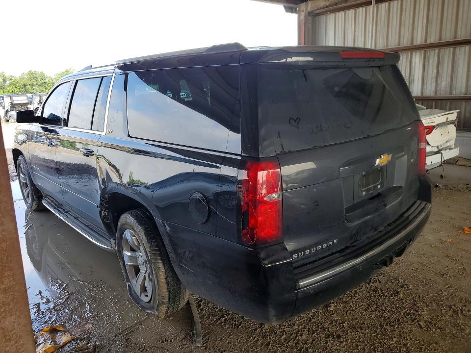 Photo 2 from auction – 2015 CHEVROLET SUBURBAN with VIN 1GNSCKKC4FR149137