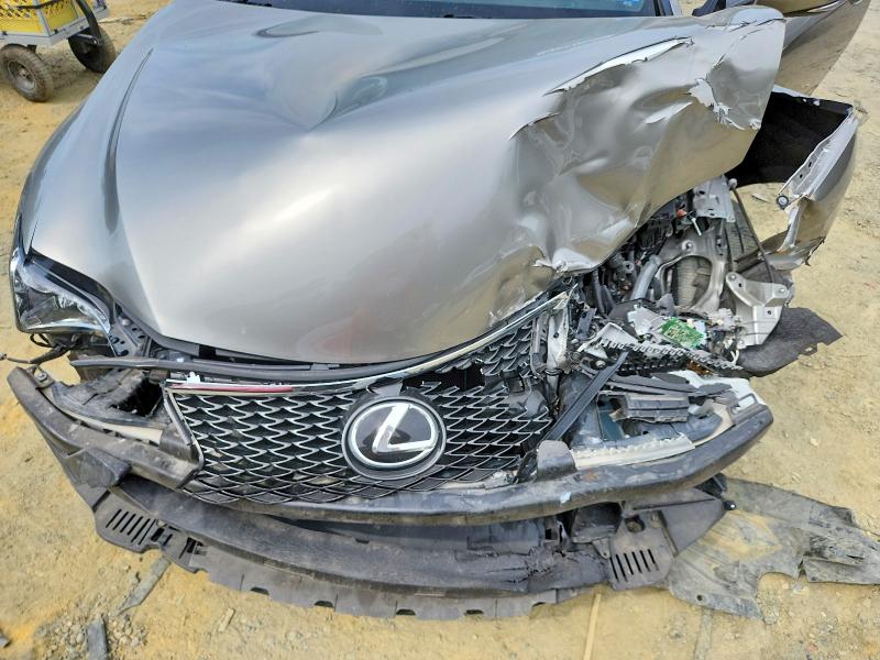 Photo 11 from auction – 2015 LEXUS RC with VIN JTHHE5BC3F5009777