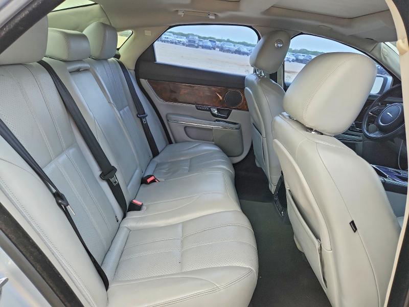 Photo 10 from auction – 2011 JAGUAR XJ with VIN SAJWA1CB7BLV21746