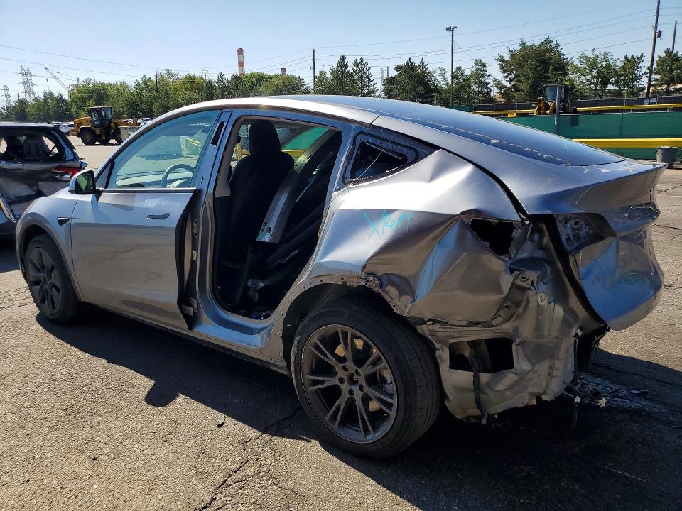 Photo 2 from auction – 2024 TESLA MODEL Y with VIN 7SAYGDEE7RF213510