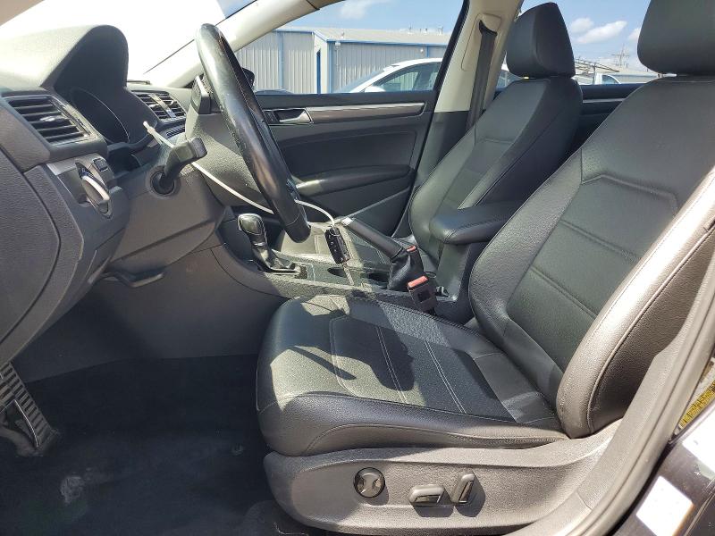 Photo 7 from auction – 2018 VOLKSWAGEN PASSAT with VIN 1VWAA7A32JC033534